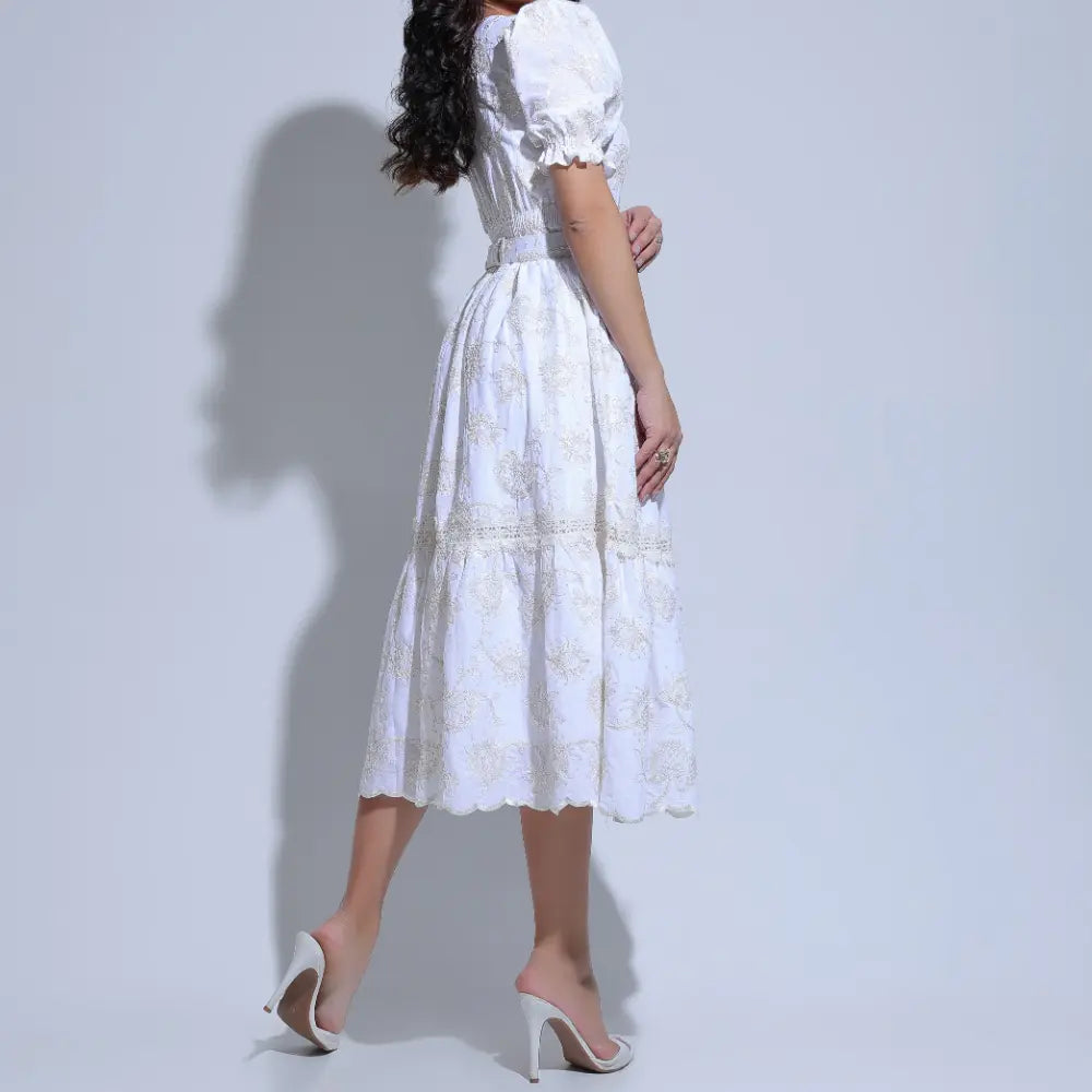 Vestido Feminino Algodão Branco Bordado com Lantejoulas Nicole - FL26